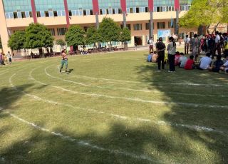 Sports Meet (KG To STD IV)