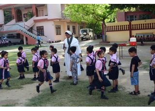 Sports Meet (KG To STD IV)