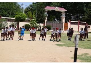 Sports Meet (KG To STD IV)